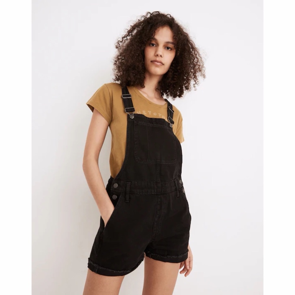 Madewell Adirondack Short Overalls in Washed Black